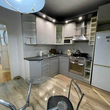 Генерала Воробйова, 3-х кімнатна квартира тільки після косм. ремонту