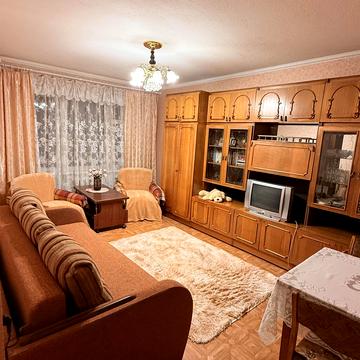 Гідропаркова вул., 11