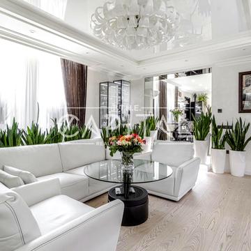 Миколи Миклухи-Маклая вул. (Дежнєва), 22