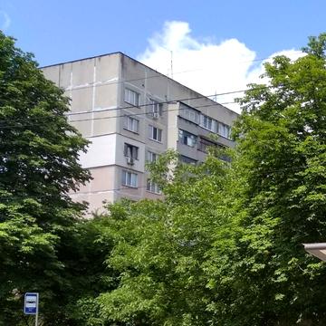 Олега Антонова вул. (Карла Маркса), 19а