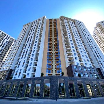 Срочно ! Большой балкон. Кадорр Сити