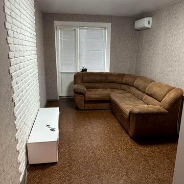 Продам 2-х кімнатну квартиру.