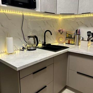 Здаю в оренду  недорого гарну 1 к квартиру  біля метро Вирлиця