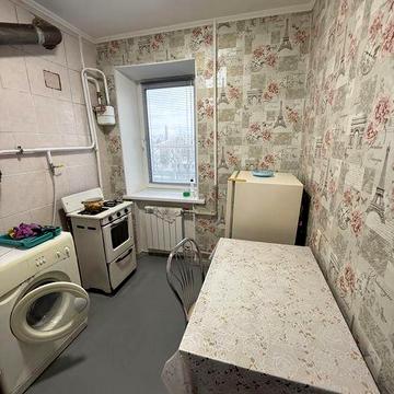 Здаю 1 кімнатну квартиру ПГУ Шкільна