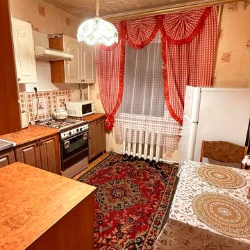 Гідропаркова вул., 15