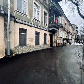 Утьосова вул., 10