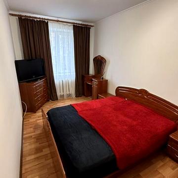 Довгострокова оренда 2к Квартира Юності проспект