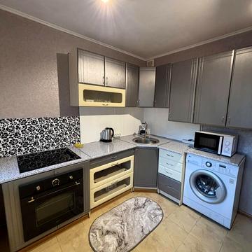 Пантелеймона Куліша вул. (Челябінська), 17