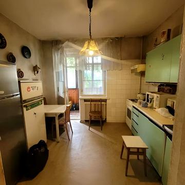 Шовковична вул., 29