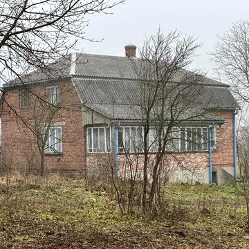 Джерельна, 15