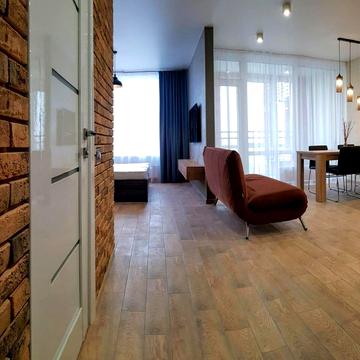 Дніпровська набережна вул., 16-Д