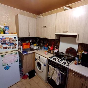 Продаю 2 комнатную квартиру по ул.Космонавтов 130