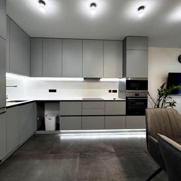 Сімейна вул., 6