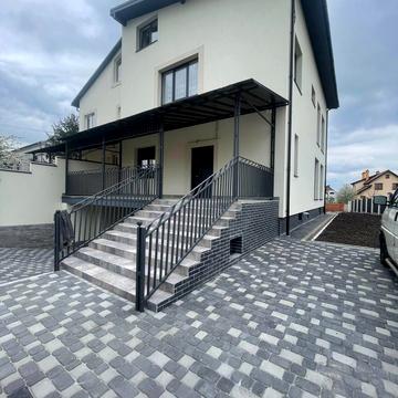 Хвильового вул., 1