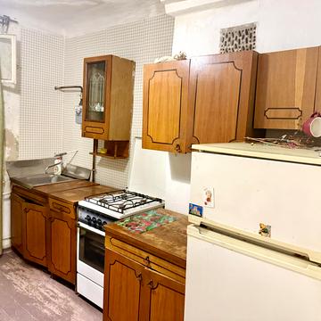 Історична вул., 30