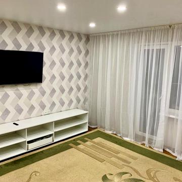 Професора Толока вул. (Маршала Чуйкова), 13