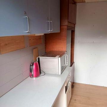 2к кв. Київ, метро Теремки-ВЦ. без ремонту. Зарядка авто. Здам