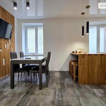 Продаж 3к Квартира Комсомольська вулиця