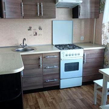 Здам 2 км. Деповська 79 А .Дом 9/4 .Парк Клімова .5 хв до рин . Анголе