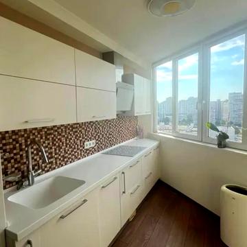 Драгоманова вул., 12-А