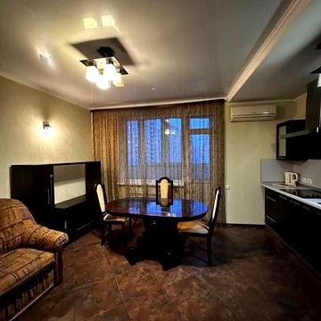 Простора та затишна 1-кімнатна квартира вул. Урлівська 11/44