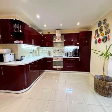 Продам 3к квартиру на правом берегу