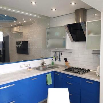 Незалежності вул., 23