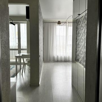 Освіти вул., 17