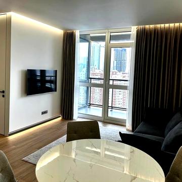 Предславинська вул., 42