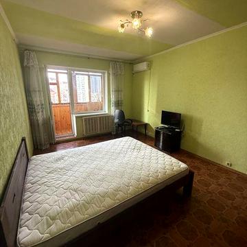 Продаж 1 кімнатної квартири просп. В. Івасюка 37, Оболонь.