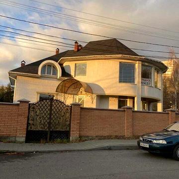 Продаж 5к Дім Зелена вулиця