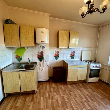 1 комнатная, 40 м2, Чорных Запорожцев (Петра Запорожца) 13