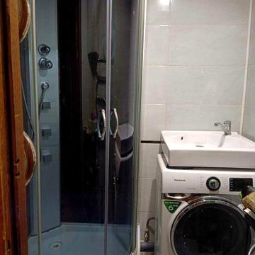 Здається квартира двокімнатна,можна військовим