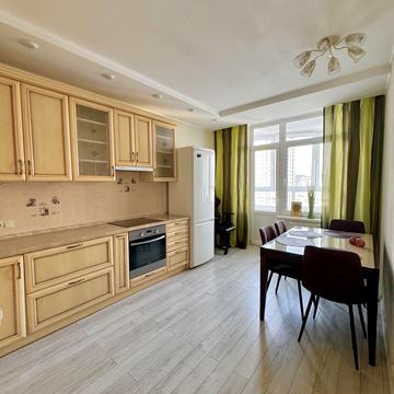 Урлівська вул., 40