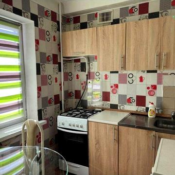 Дегтярівська вул., 15