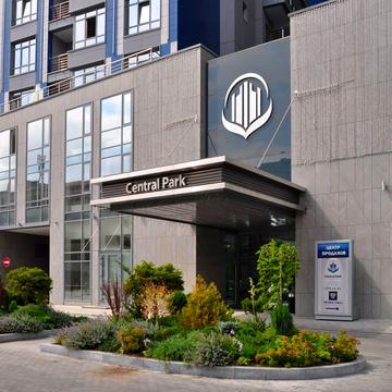 Джона Маккейна вул. (Івана Кудрі), 7