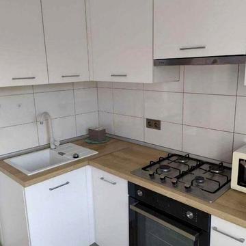 1 квартира проспект Гагарина 21, м Левада