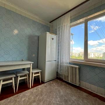 Незалежності бульв. (50 років Жовтня), 6-Б