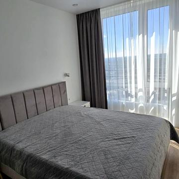 Дніпровська набережна вул., 16-Г