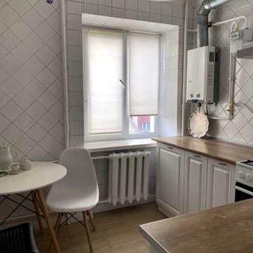 Юлії Здановської вул. (Ломоносова), 4