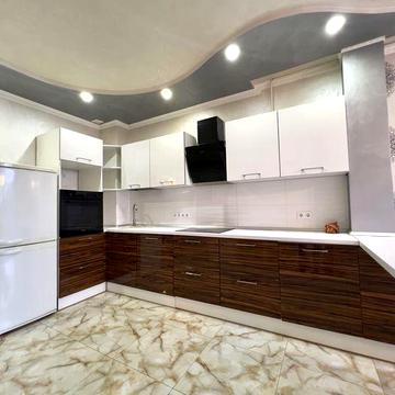 Велика новобудова з ремонтом