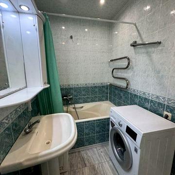 Квартира мотель +гараж, з меблями та побутовою технікою.