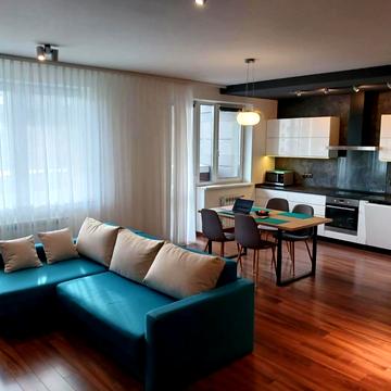 Патріарха Мстислава Скрипника вул., 40