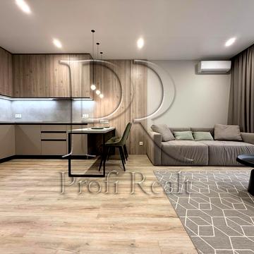 Родини Крістерів вул., 16