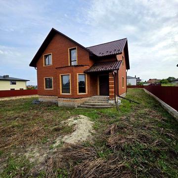 Продаж цегляного окремостоячого будинку