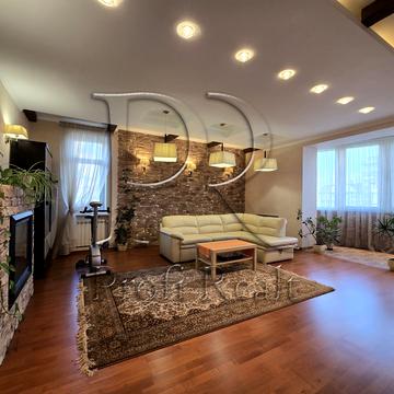 Дмитрівська вул., 52-Б