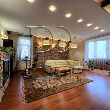 Оренда 3 кімн. квартири в центрі вулиця Дмитрівська/Дмитриевская 52Б