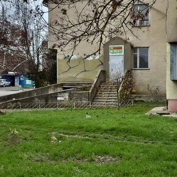 Парусна вул. (Героїв Сталінграду), 2