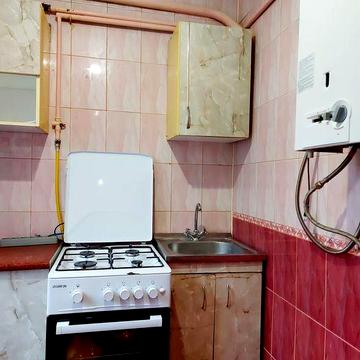 Оренда 2кім. Квартири біля Площі. Світло  не вимикають.