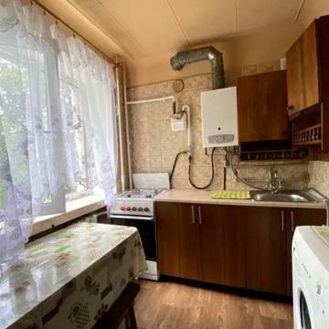 Кримська вул., 6